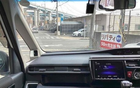 Honda Stepwgn IV, 2019 год, 1 661 000 рублей, 14 фотография