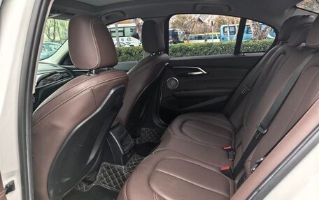 BMW 1 серия, 2022 год, 1 650 000 рублей, 8 фотография