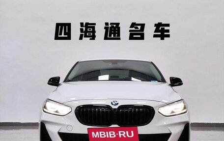 BMW 1 серия, 2022 год, 1 685 000 рублей, 2 фотография