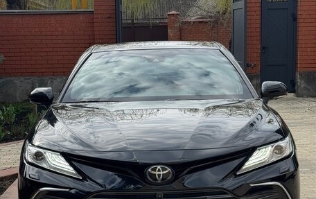 Toyota Camry, 2020 год, 2 950 000 рублей, 3 фотография