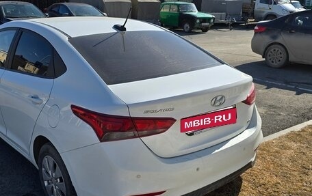 Hyundai Solaris II рестайлинг, 2019 год, 1 300 000 рублей, 3 фотография