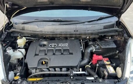 Toyota ISis I, 2014 год, 1 050 000 рублей, 16 фотография