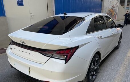 Hyundai Elantra, 2022 год, 1 550 000 рублей, 5 фотография