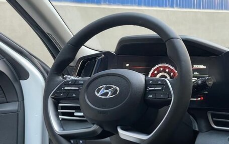 Hyundai Elantra, 2022 год, 1 550 000 рублей, 9 фотография