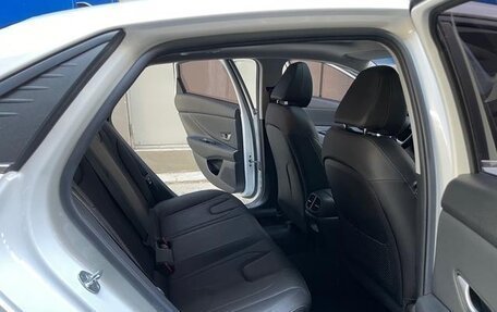 Hyundai Elantra, 2022 год, 1 550 000 рублей, 15 фотография