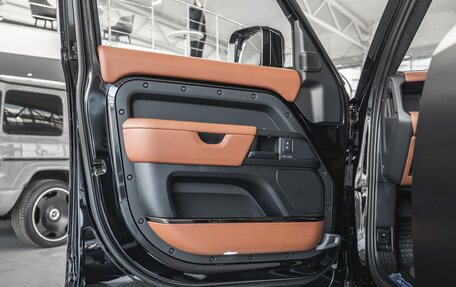 Land Rover Defender II, 2026 год, 29 000 000 рублей, 22 фотография