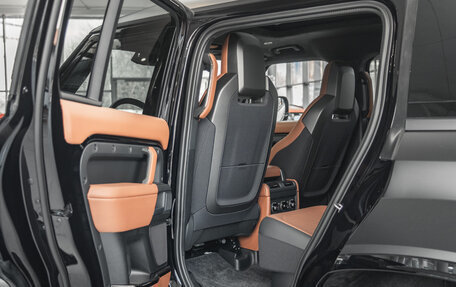 Land Rover Defender II, 2026 год, 29 000 000 рублей, 21 фотография