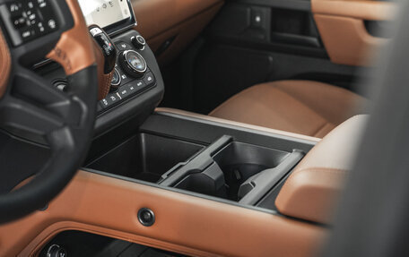 Land Rover Defender II, 2026 год, 29 000 000 рублей, 25 фотография