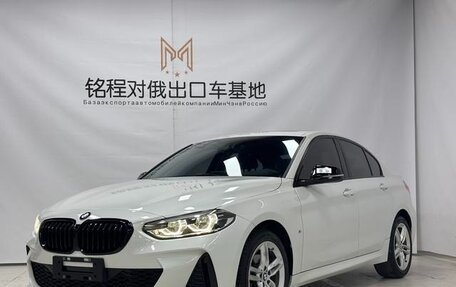 BMW 1 серия, 2022 год, 1 680 000 рублей, 3 фотография