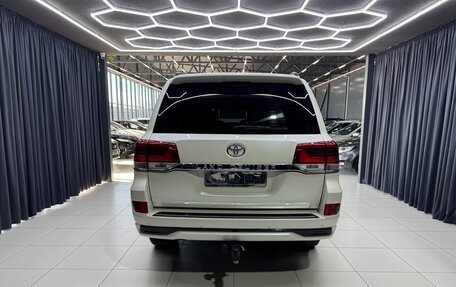 Toyota Land Cruiser 200, 2012 год, 3 970 000 рублей, 5 фотография