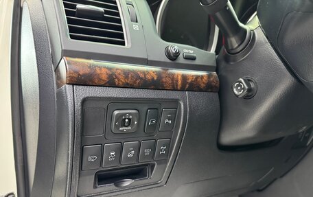 Toyota Land Cruiser 200, 2012 год, 3 970 000 рублей, 19 фотография