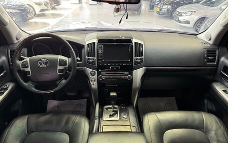 Toyota Land Cruiser 200, 2012 год, 3 970 000 рублей, 22 фотография