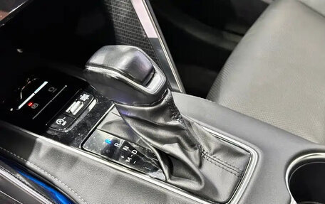 Toyota Venza, 2024 год, 4 150 000 рублей, 13 фотография