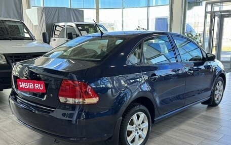 Volkswagen Polo VI (EU Market), 2013 год, 800 000 рублей, 2 фотография