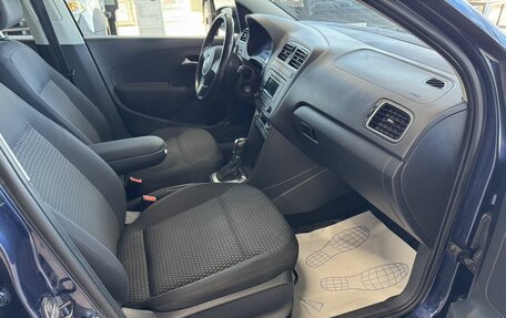 Volkswagen Polo VI (EU Market), 2013 год, 800 000 рублей, 12 фотография