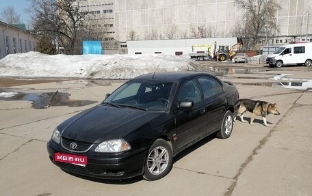 Toyota Avensis III рестайлинг, 2001 год, 295 000 рублей, 3 фотография