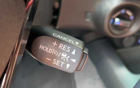 Toyota Hilux VIII, 2023 год, 4 000 000 рублей, 28 фотография