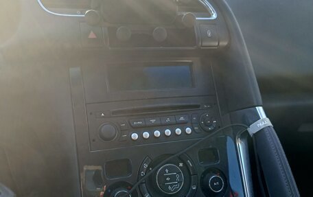 Peugeot 3008 I рестайлинг, 2012 год, 700 000 рублей, 15 фотография