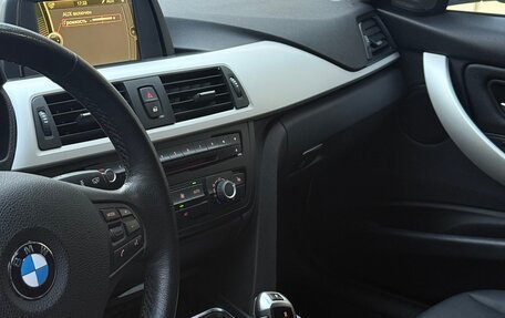 BMW 3 серия, 2014 год, 1 900 000 рублей, 11 фотография