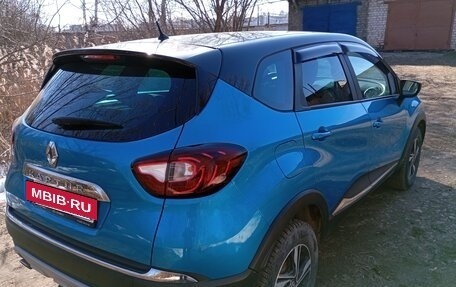 Renault Kaptur I рестайлинг, 2017 год, 1 350 000 рублей, 3 фотография