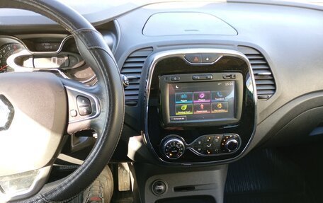 Renault Kaptur I рестайлинг, 2017 год, 1 350 000 рублей, 8 фотография