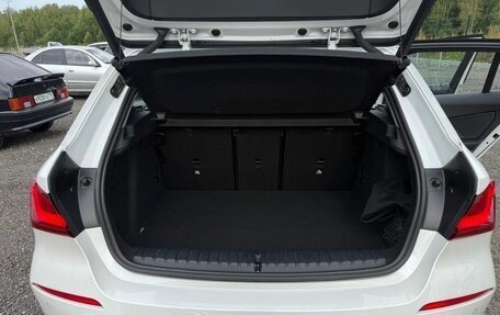 BMW 1 серия, 2022 год, 1 560 000 рублей, 14 фотография