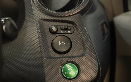 Honda Insight II рестайлинг, 2009 год, 759 000 рублей, 16 фотография