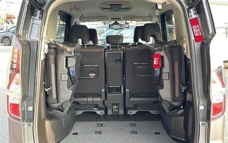 Nissan Serena IV, 2022 год, 1 607 030 рублей, 7 фотография