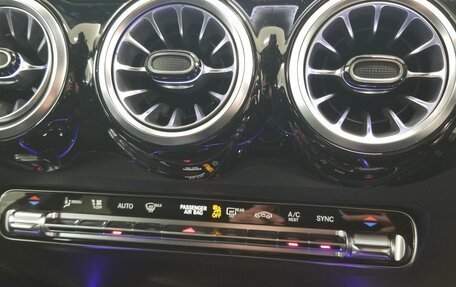 Mercedes-Benz GLB, 2022 год, 2 840 000 рублей, 19 фотография