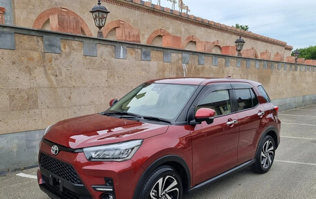 Toyota Raize I, 2022 год, 1 290 000 рублей, 2 фотография