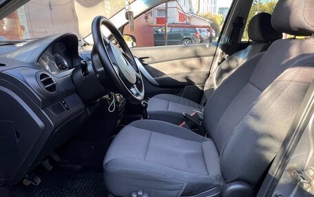 Chevrolet Aveo III, 2011 год, 475 000 рублей, 11 фотография