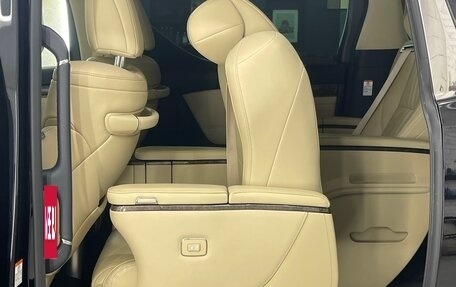 Toyota Alphard III, 2021 год, 5 800 000 рублей, 10 фотография