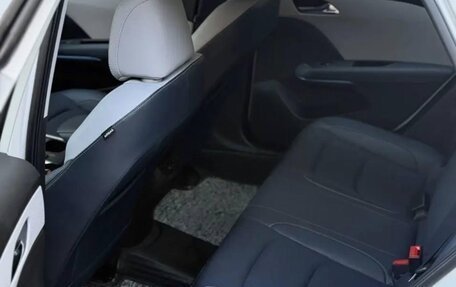 Chevrolet Monza, 2022 год, 1 370 000 рублей, 9 фотография