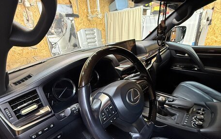 Lexus LX III, 2017 год, 9 500 000 рублей, 29 фотография