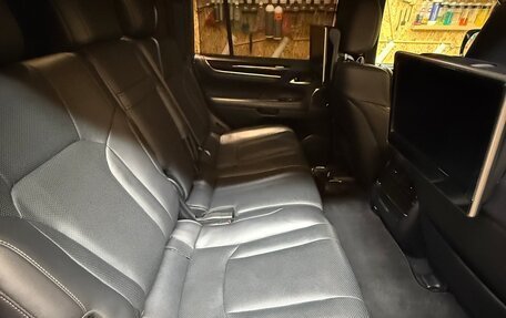 Lexus LX III, 2017 год, 9 500 000 рублей, 32 фотография