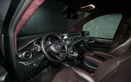 Mercedes-Benz V-Класс, 2017 год, 5 000 000 рублей, 9 фотография