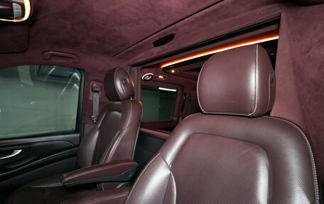 Mercedes-Benz V-Класс, 2017 год, 5 000 000 рублей, 15 фотография