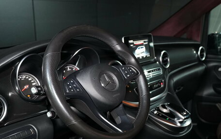 Mercedes-Benz V-Класс, 2017 год, 5 000 000 рублей, 10 фотография