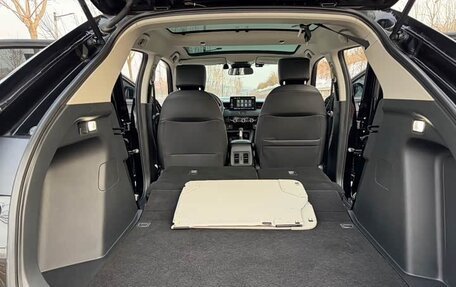 Honda Vezel, 2023 год, 1 854 125 рублей, 21 фотография