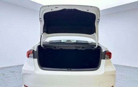 Toyota Corolla, 2022 год, 1 310 000 рублей, 10 фотография