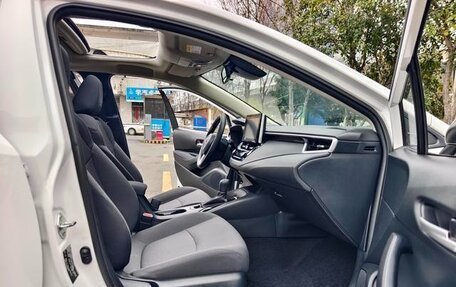 Toyota Corolla, 2022 год, 1 385 000 рублей, 10 фотография