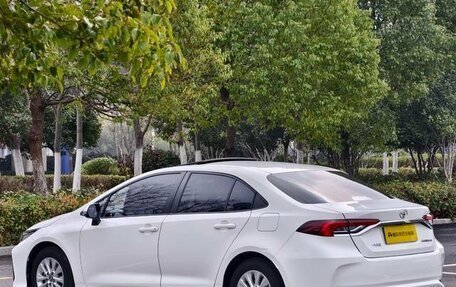 Toyota Corolla, 2022 год, 1 385 000 рублей, 4 фотография