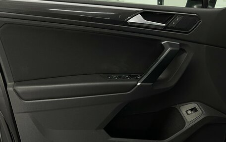 Volkswagen Tiguan II, 2017 год, 2 699 000 рублей, 18 фотография