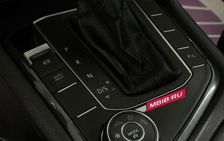 Volkswagen Tiguan II, 2017 год, 2 699 000 рублей, 17 фотография