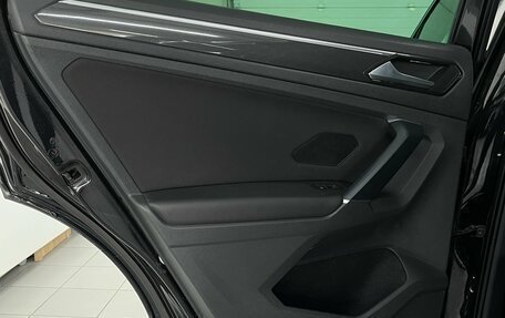 Volkswagen Tiguan II, 2017 год, 2 699 000 рублей, 21 фотография