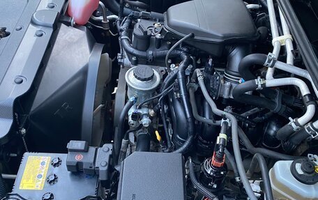 Toyota Land Cruiser Prado 150 рестайлинг 2, 2019 год, 4 800 000 рублей, 5 фотография