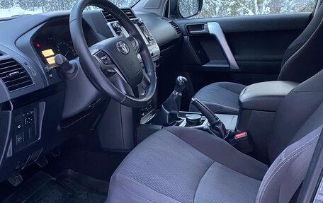 Toyota Land Cruiser Prado 150 рестайлинг 2, 2019 год, 4 800 000 рублей, 4 фотография