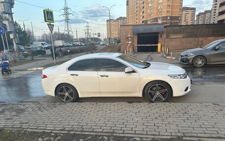 Honda Accord VIII рестайлинг, 2012 год, 1 290 000 рублей, 3 фотография