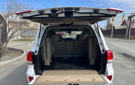 Toyota Land Cruiser 200, 2010 год, 3 550 000 рублей, 10 фотография