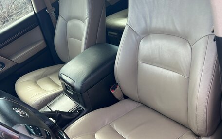 Toyota Land Cruiser 200, 2010 год, 3 550 000 рублей, 14 фотография